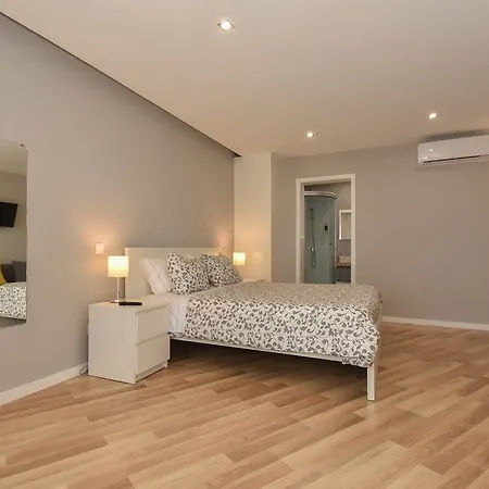 Bernardes - Heroismo Апартаменты